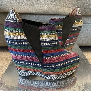 SENSO DIFFUSION Narcisco Aztex in Aztec